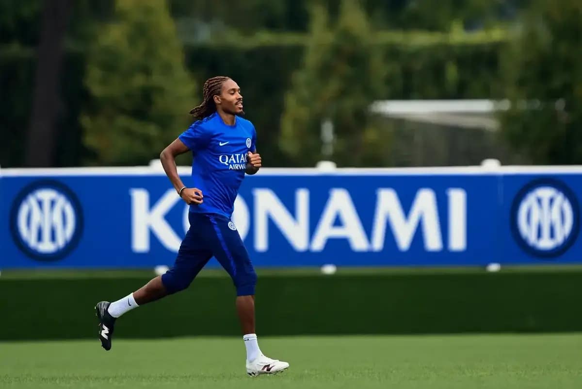 Spence eyes first Inter appearance after finally training on the pitch Spence eyes first Inter appearance after finally training on the pitch